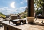 Éclipse du 12 août 2026 : attendez avant de jeter vos lunettes solaires